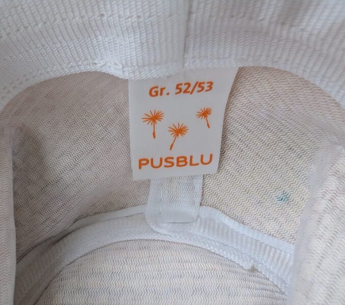 Pusblu Sommerhut mit Erdbeeren